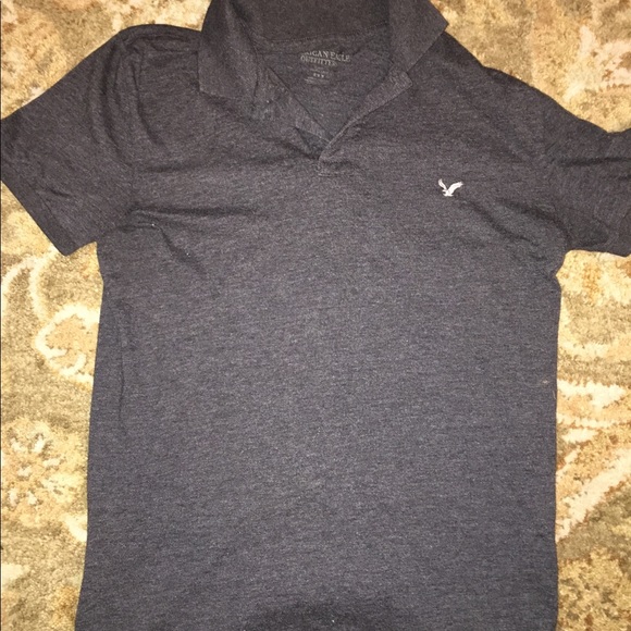 Three American Eagle shirts plus 1 FREE shirt - Picture 5 of 8